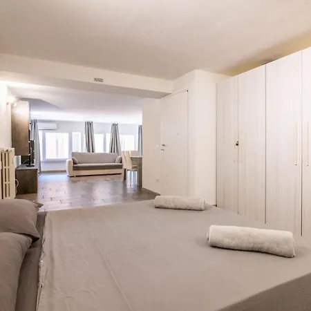 Apartment -loft Centro Pisa- Comfort & Wi-fi Pisa