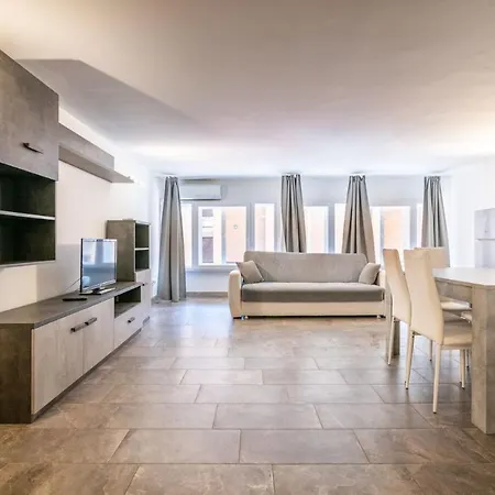 Apartamento -loft Centro Pisa- Comfort & Wi-fi
